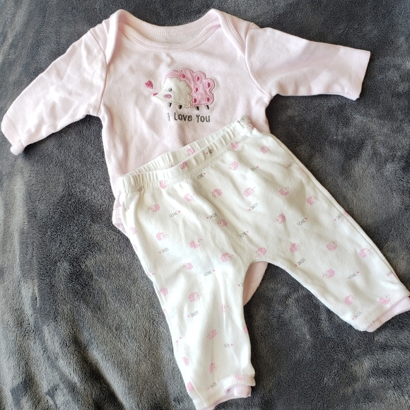 2 for 10$ Reńe Rolfe Baby Pink Hedgehog Set - Picture 1 of 3